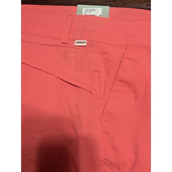 Magellan Outdoors Falcon Lake Fishing Shorts Coral Plus Size 1X (16/18) - Picture 8 of 10